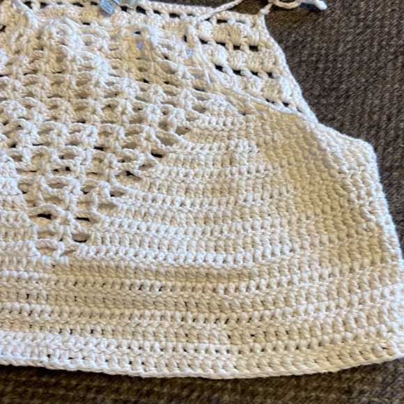 Charlotte Russe knit halter top,size med - Picture 3 of 6